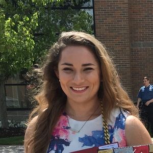 Meet your Posher, Steph